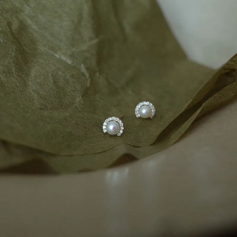 Vintage Pearl Stud Earrings
