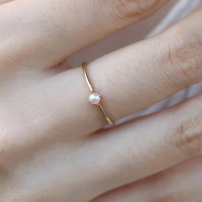 Mini Pearl Ring