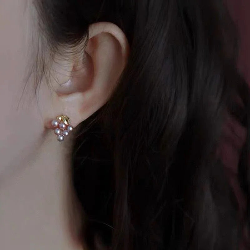 Grape String Freshwater Pearl Earstuds