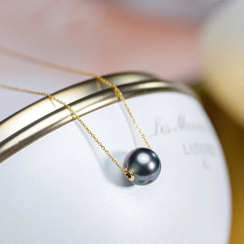 18K Gold Black Pendant Necklace