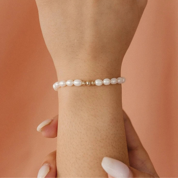 14K Gold Filled Pearl Elastic Bracelet