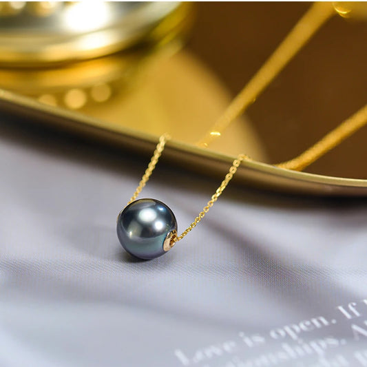 18K Gold Black Pendant Necklace