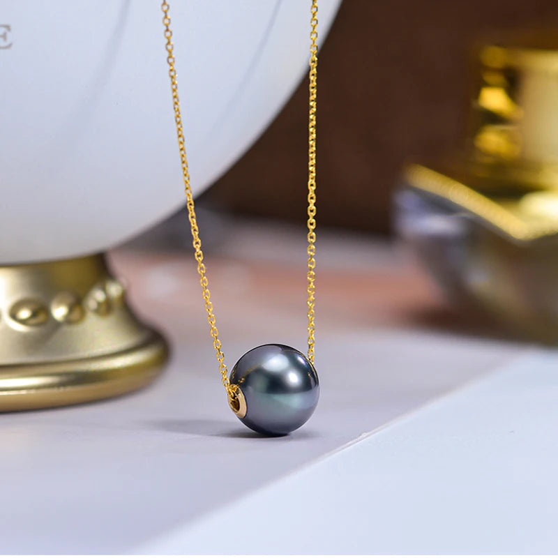 18K Gold Black Pendant Necklace